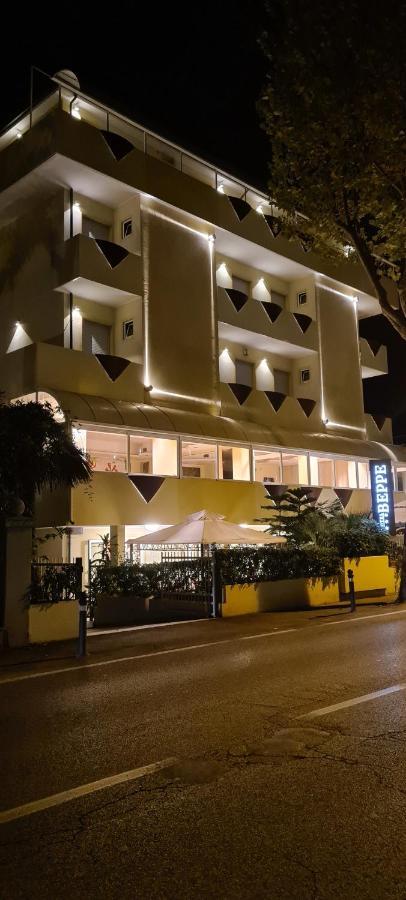 Hotel Beppe Rimini Exterior photo