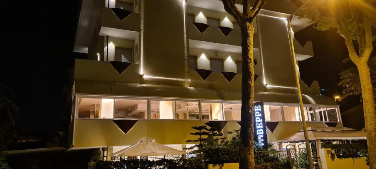 Hotel Beppe Rimini Exterior photo