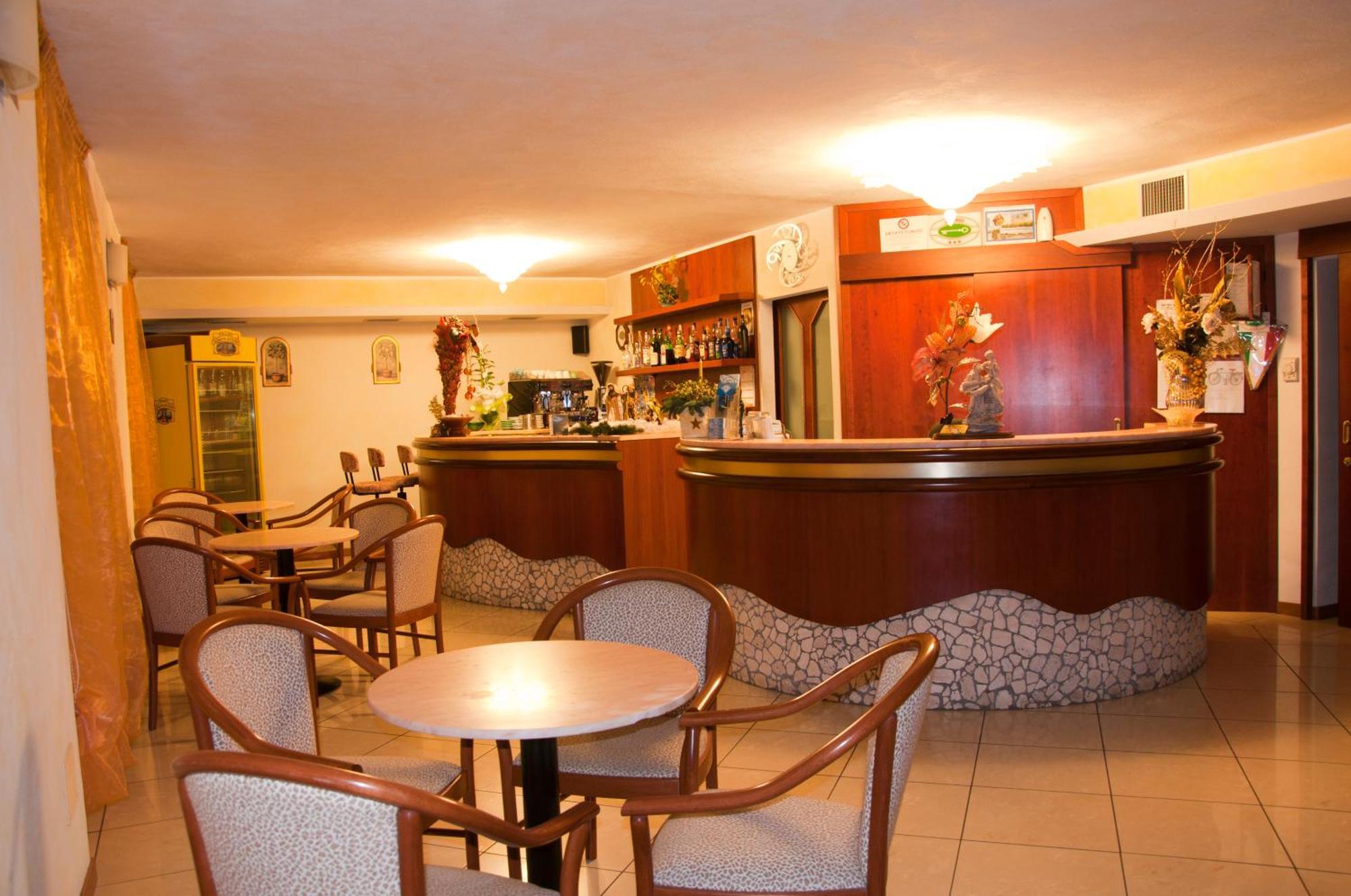 Hotel Beppe Rimini Exterior photo