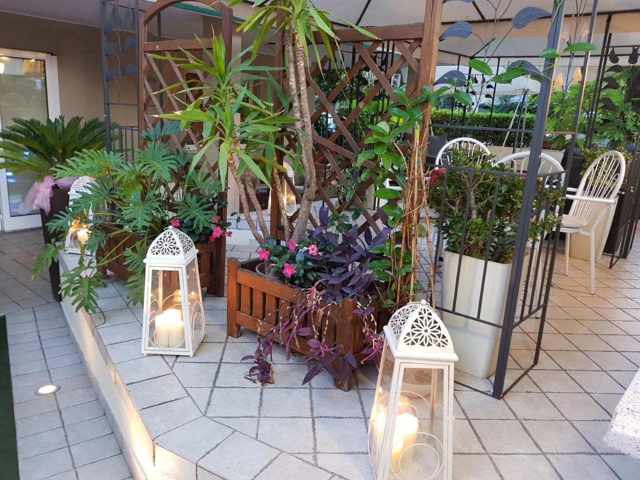Hotel Beppe Rimini Exterior photo